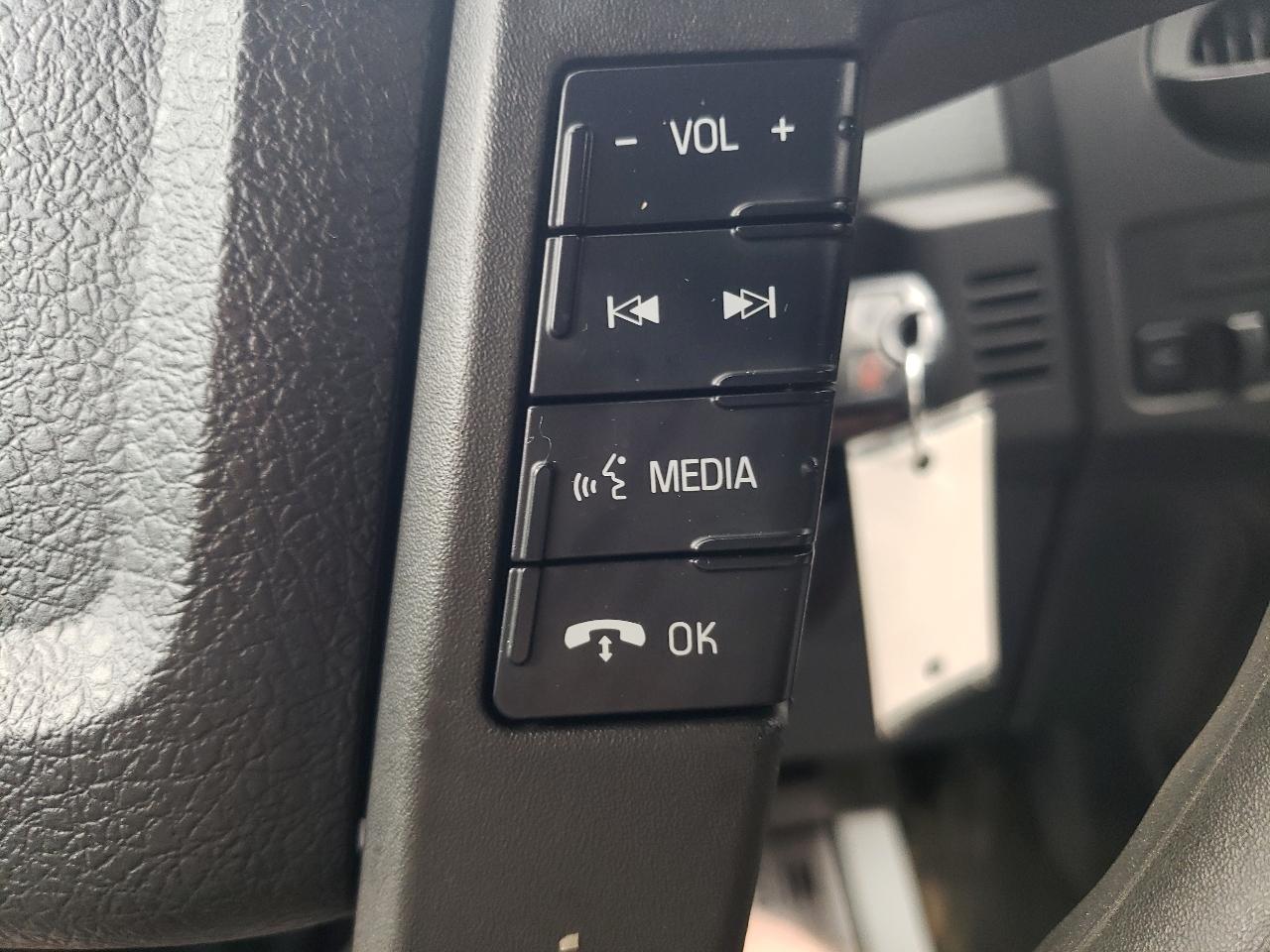 Ford F-150 2WD SuperCab 145" STX 2014