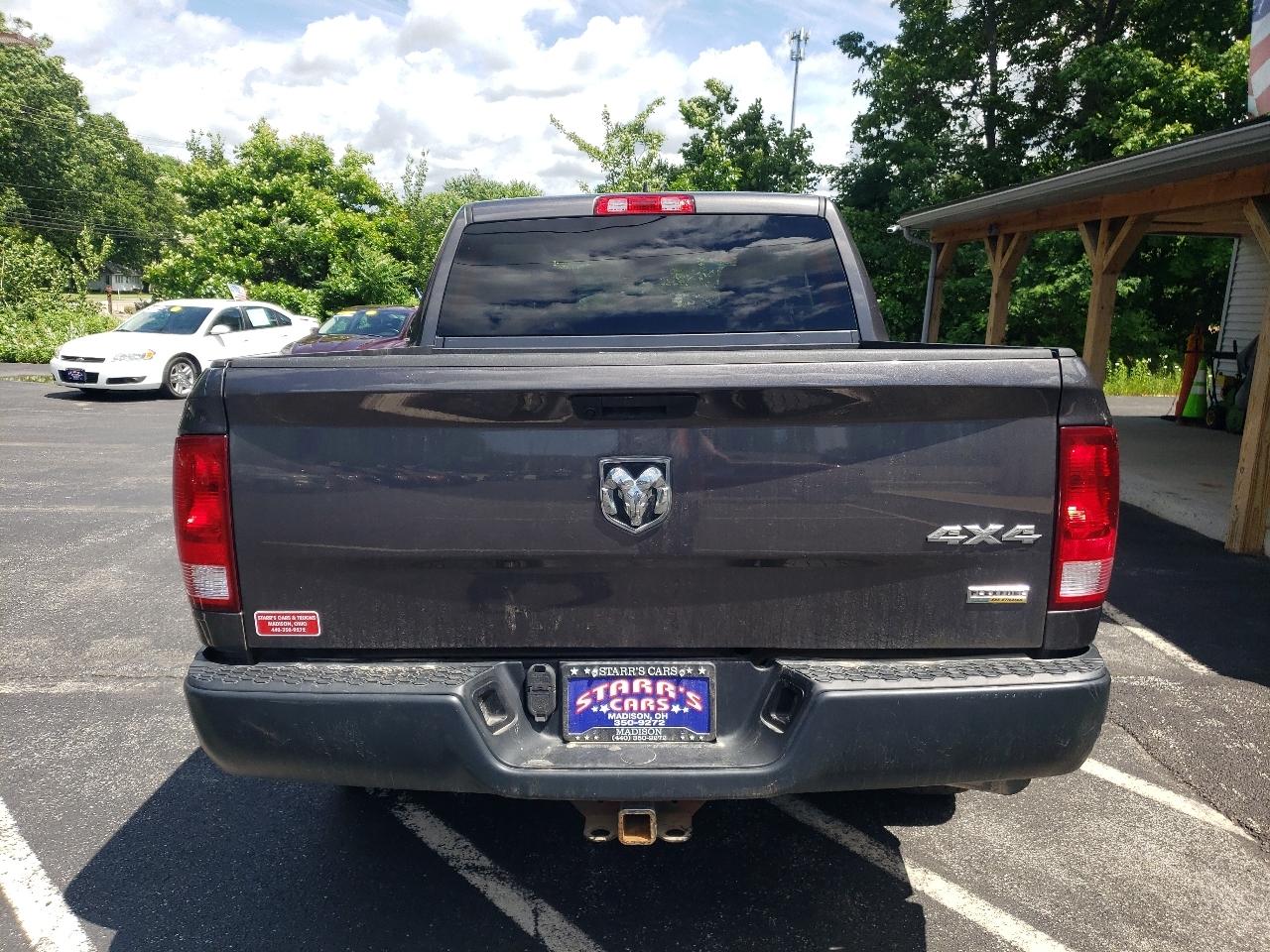 RAM 1500 Classic Tradesman 4x4 Crew Cab 5'7" Box 2019
