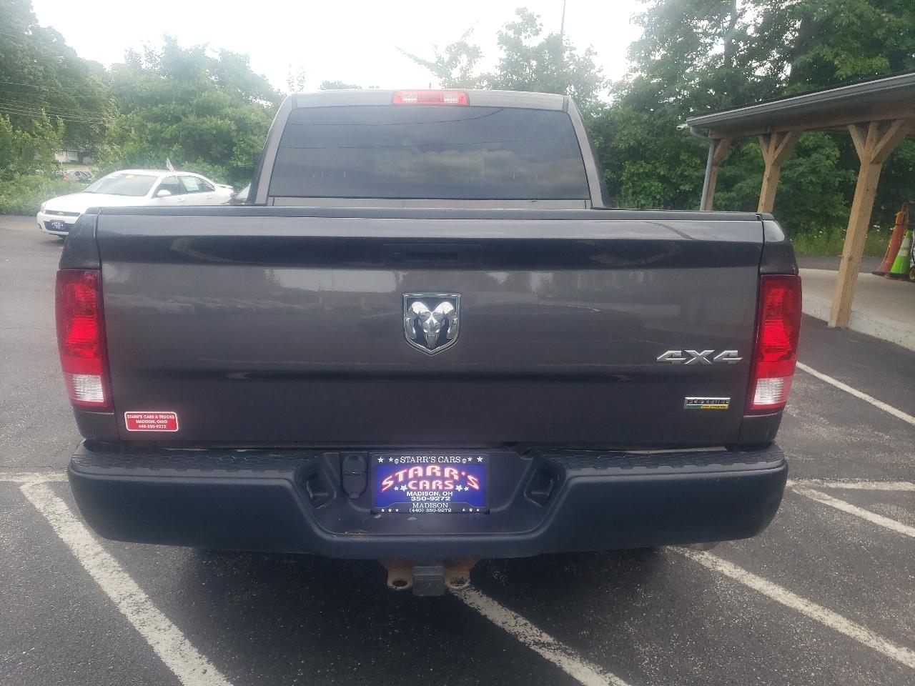 RAM 1500 Classic Tradesman 4x4 Crew Cab 5'7" Box 2019