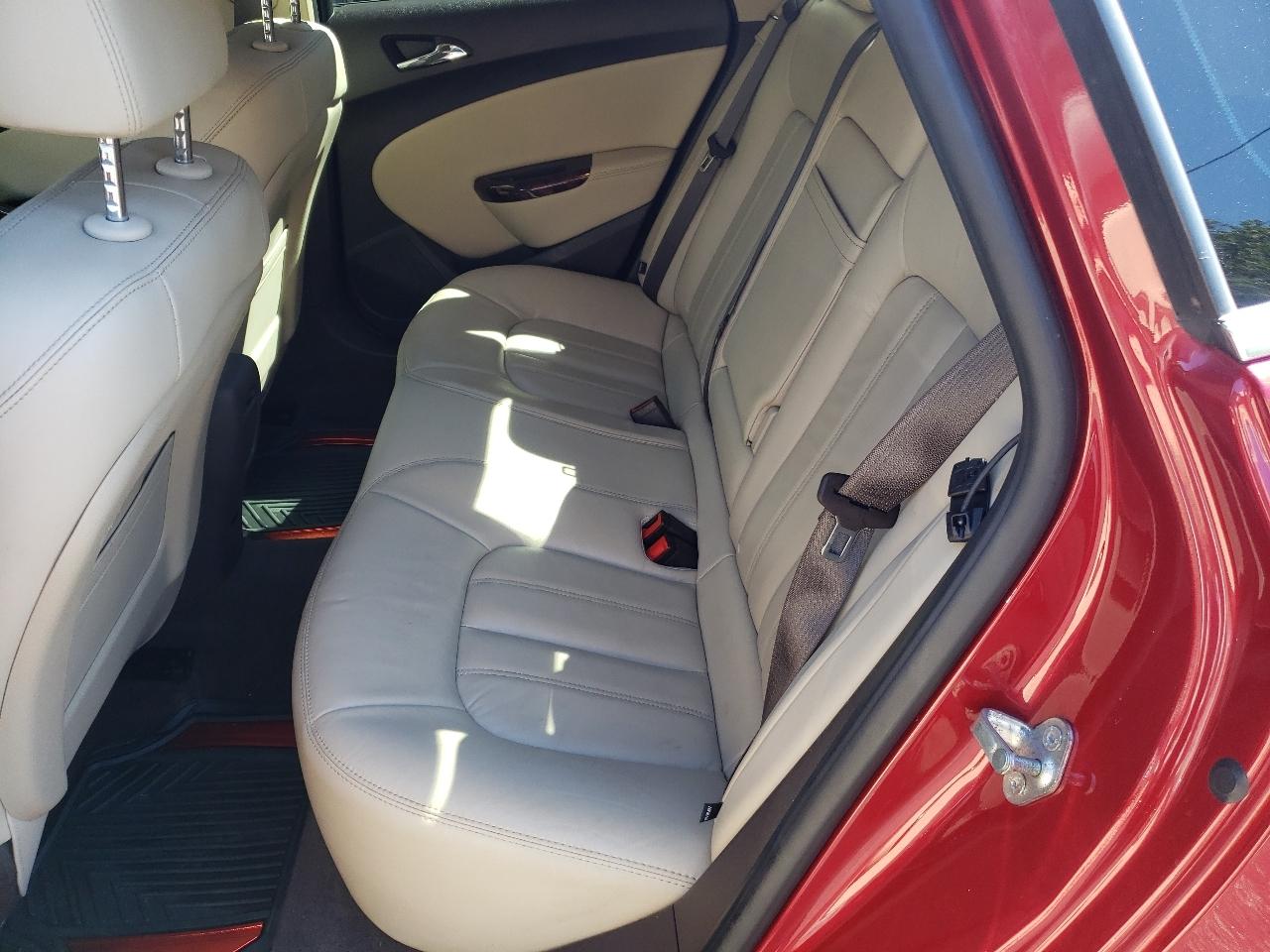 Buick Verano 4dr Sdn Leather Group 2014
