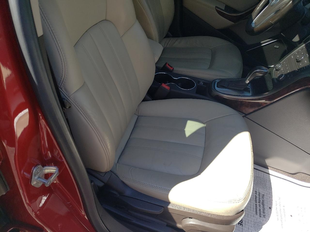 Buick Verano 4dr Sdn Leather Group 2014