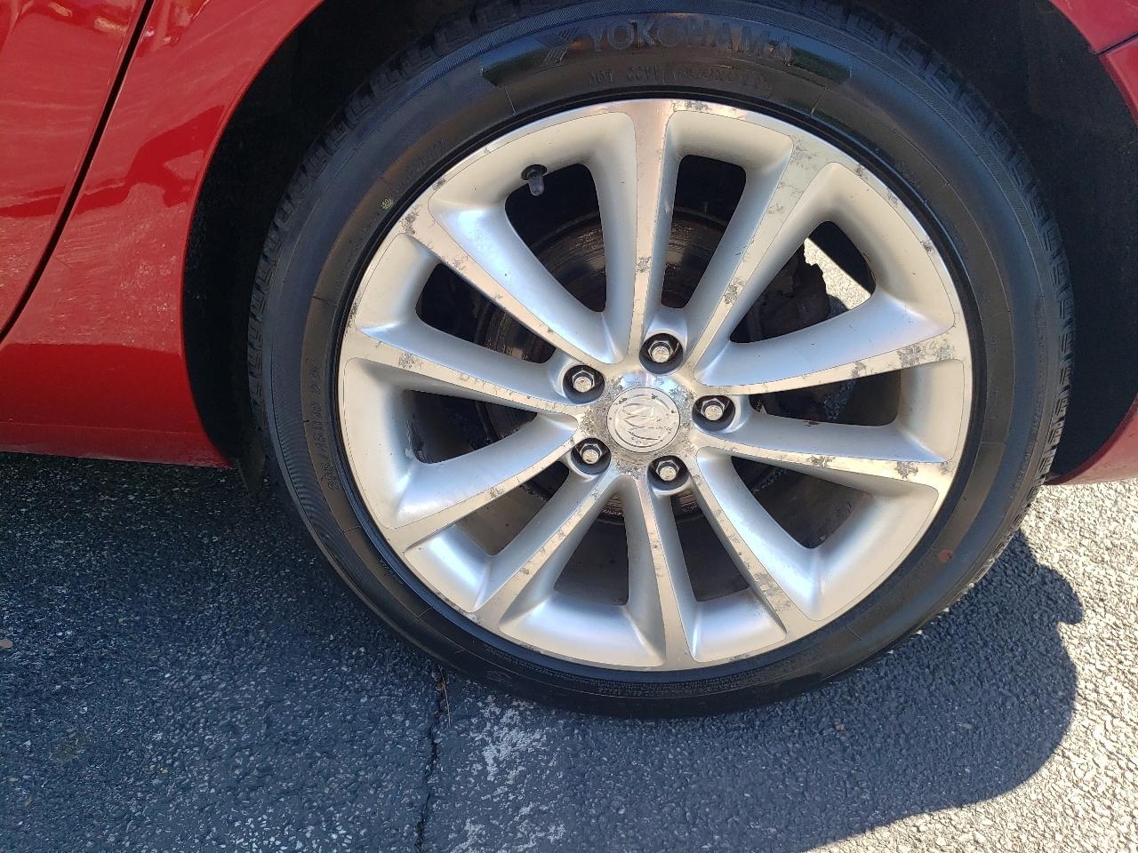 Buick Verano 4dr Sdn Leather Group 2014