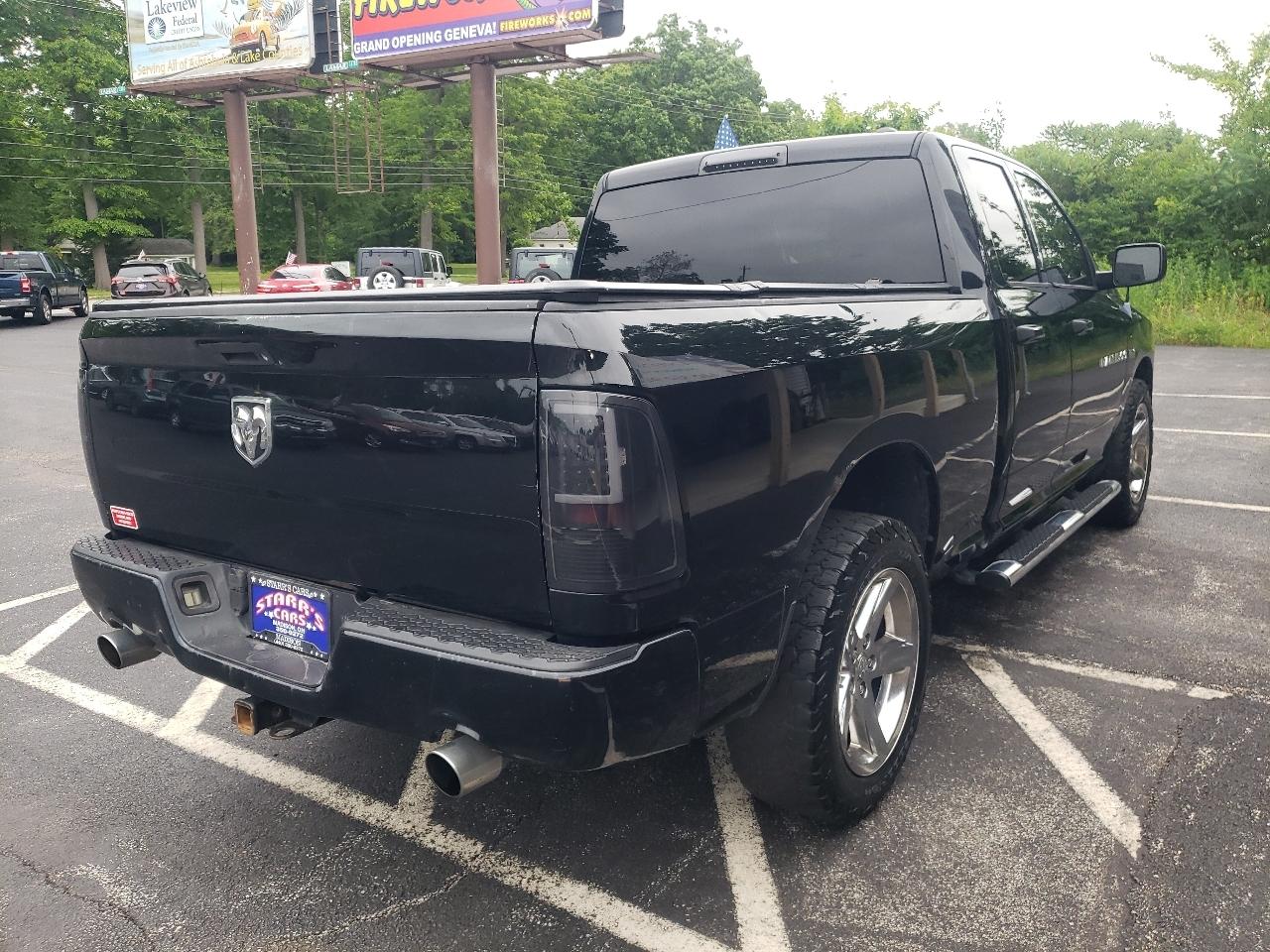 RAM 1500 4WD Quad Cab 140.5" Express 2012