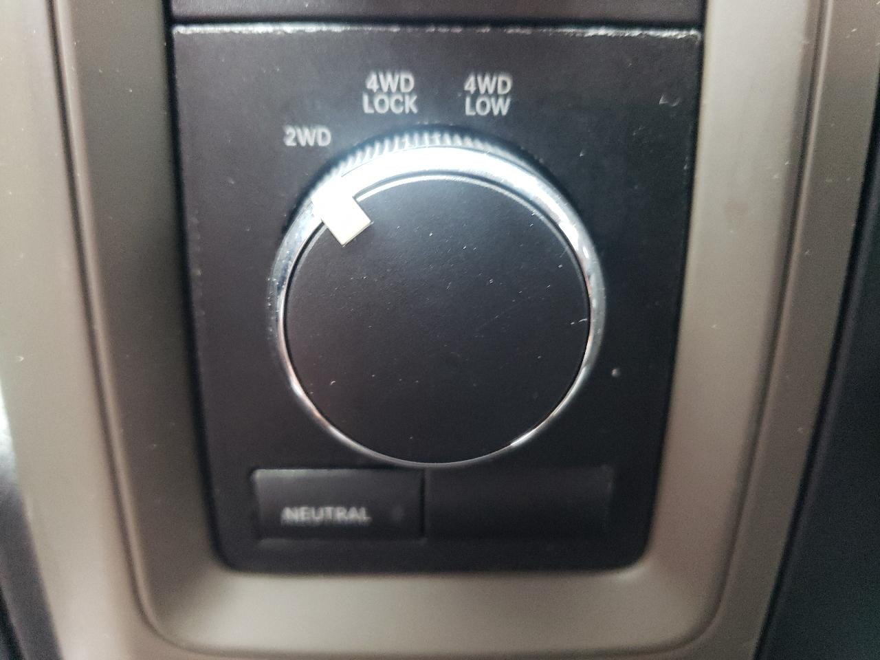 RAM 1500 4WD Quad Cab 140.5" Express 2012