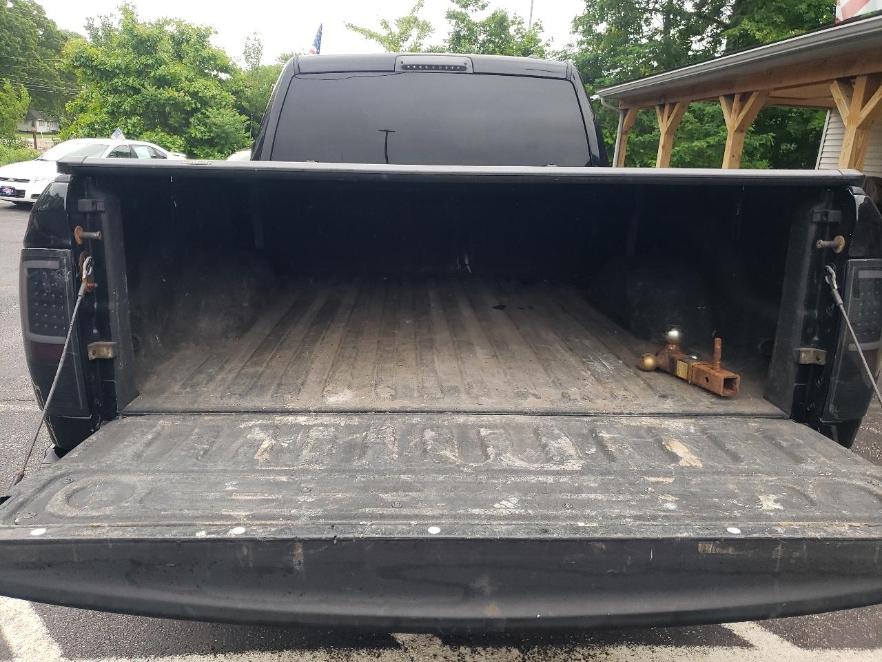 RAM 1500 4WD Quad Cab 140.5" Express 2012