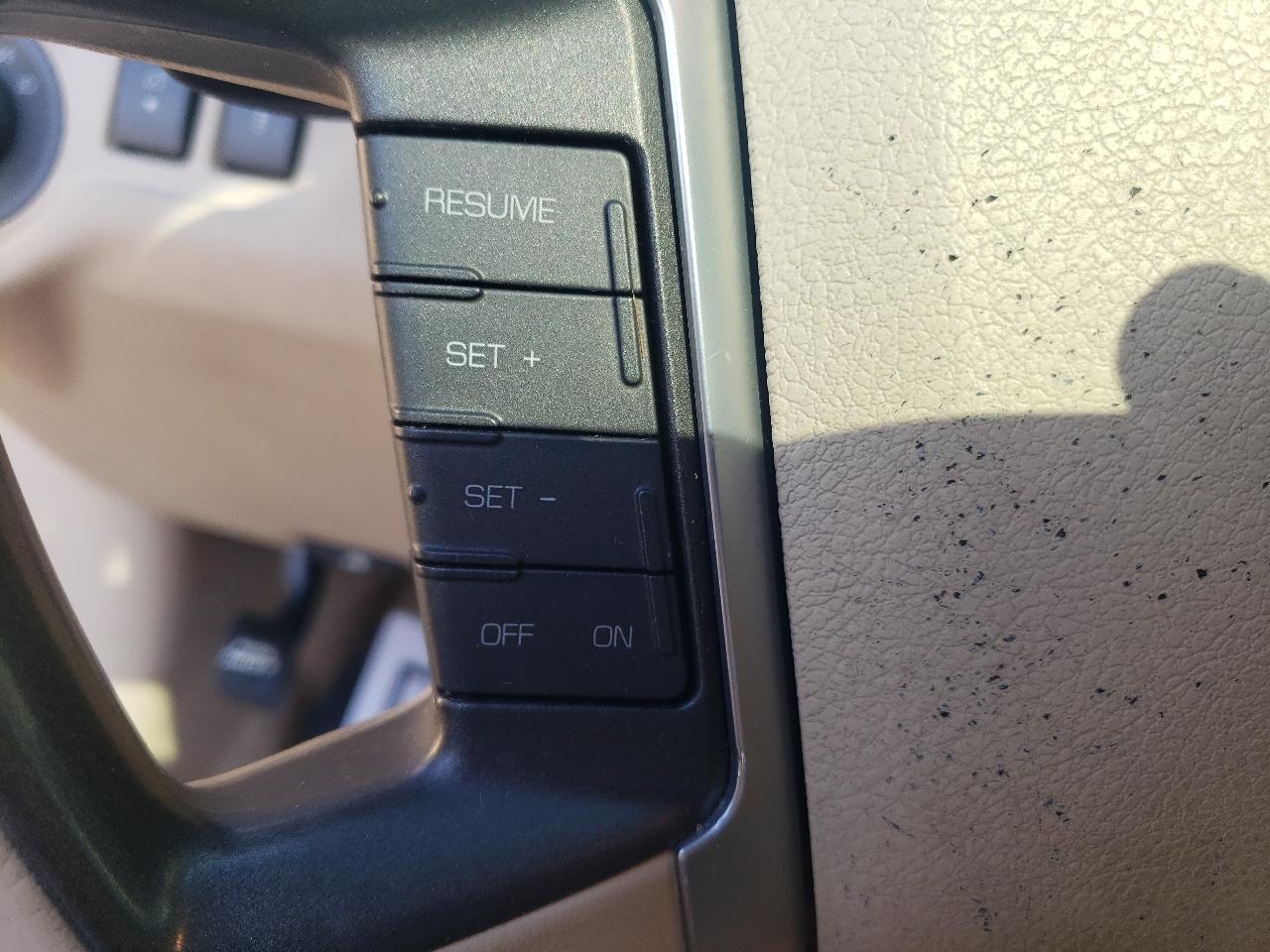 Lincoln MKS 4dr Sdn 3.7L AWD 2012