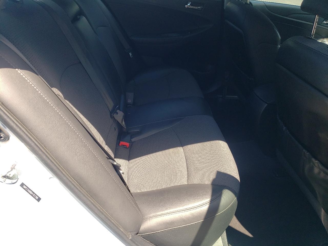 Hyundai Sonata 4dr Sdn 2.0T Auto SE 2013
