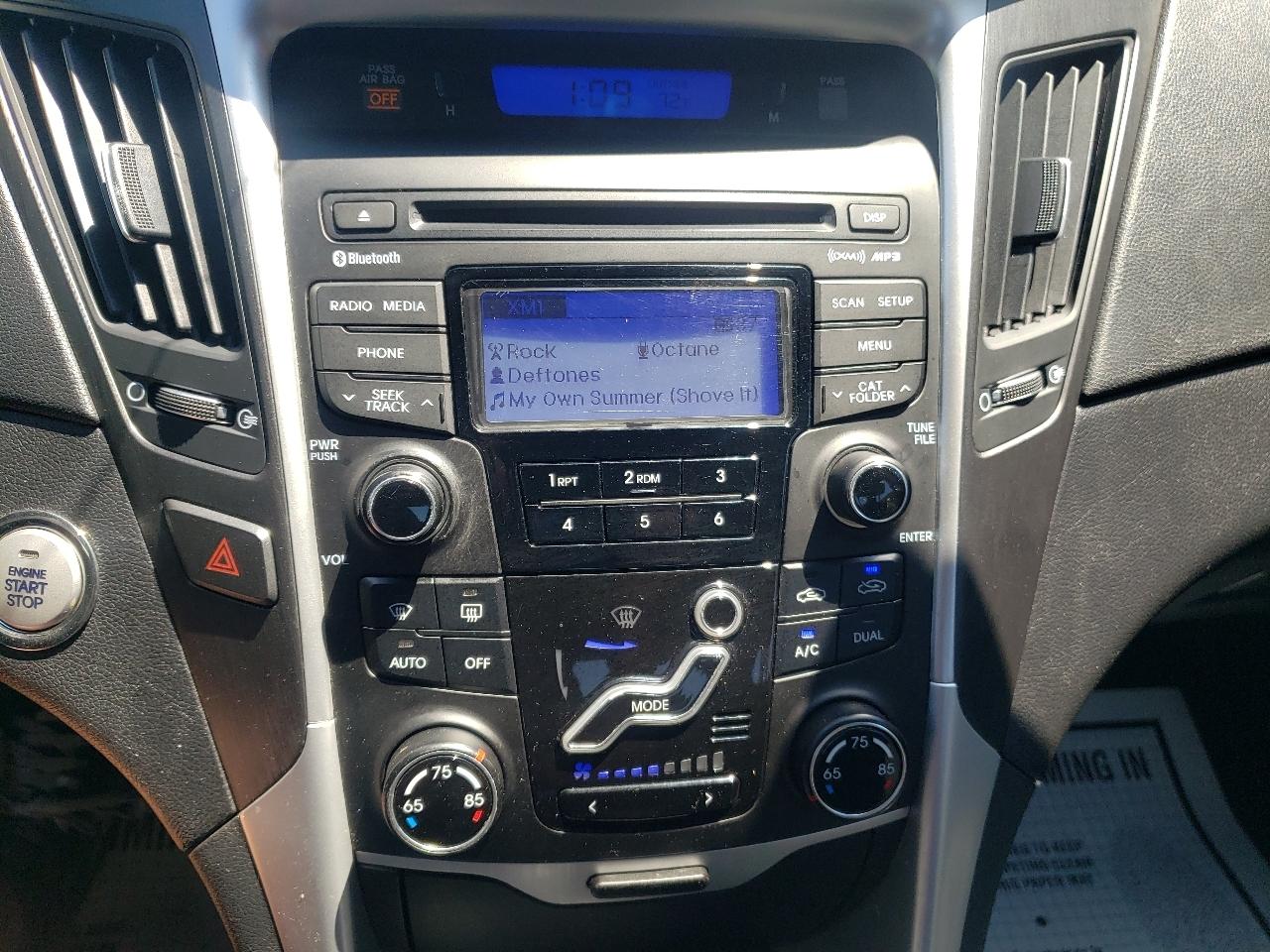 Hyundai Sonata 4dr Sdn 2.0T Auto SE 2013