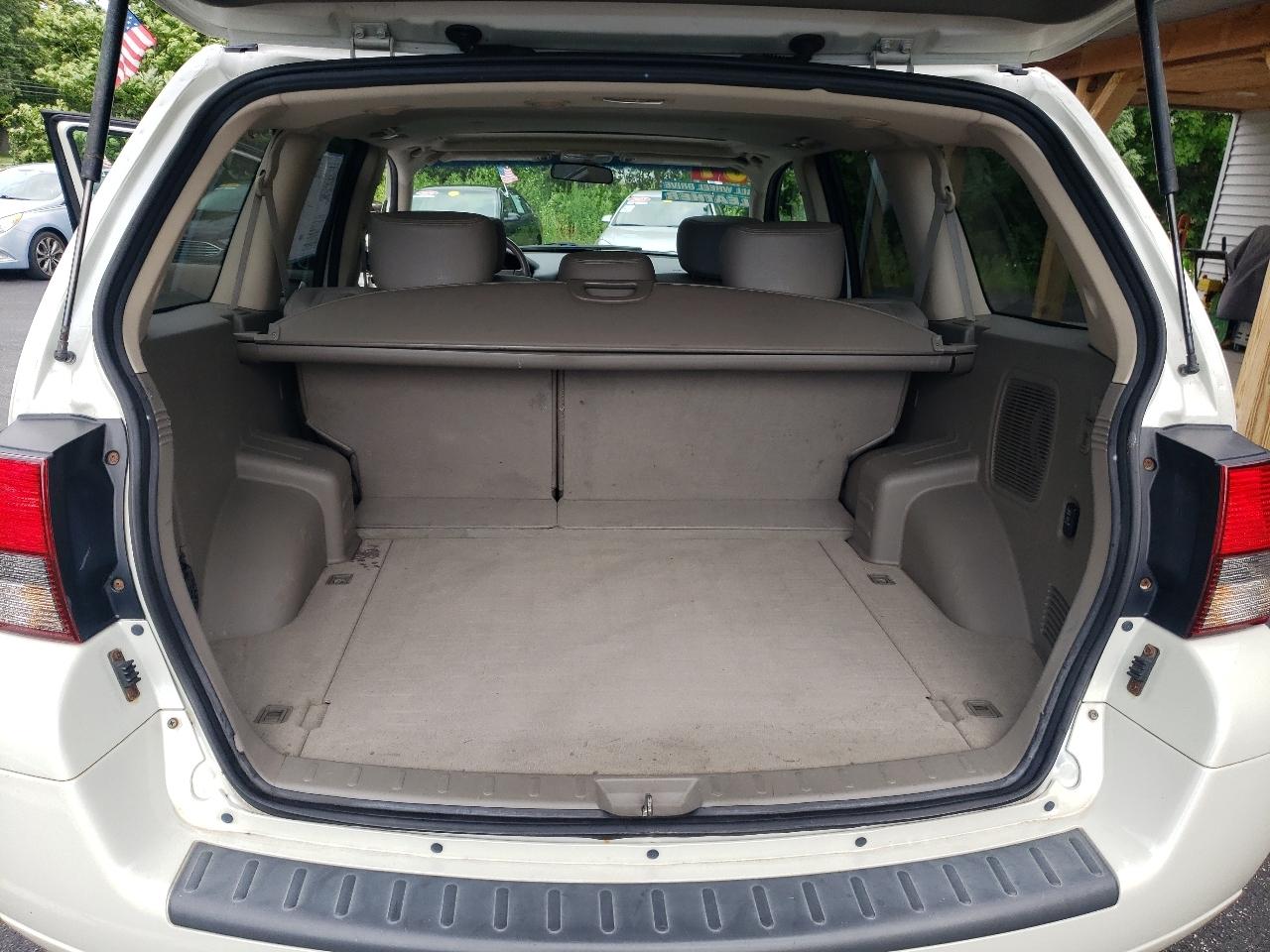 Mitsubishi Endeavor AWD 4dr SE 2007