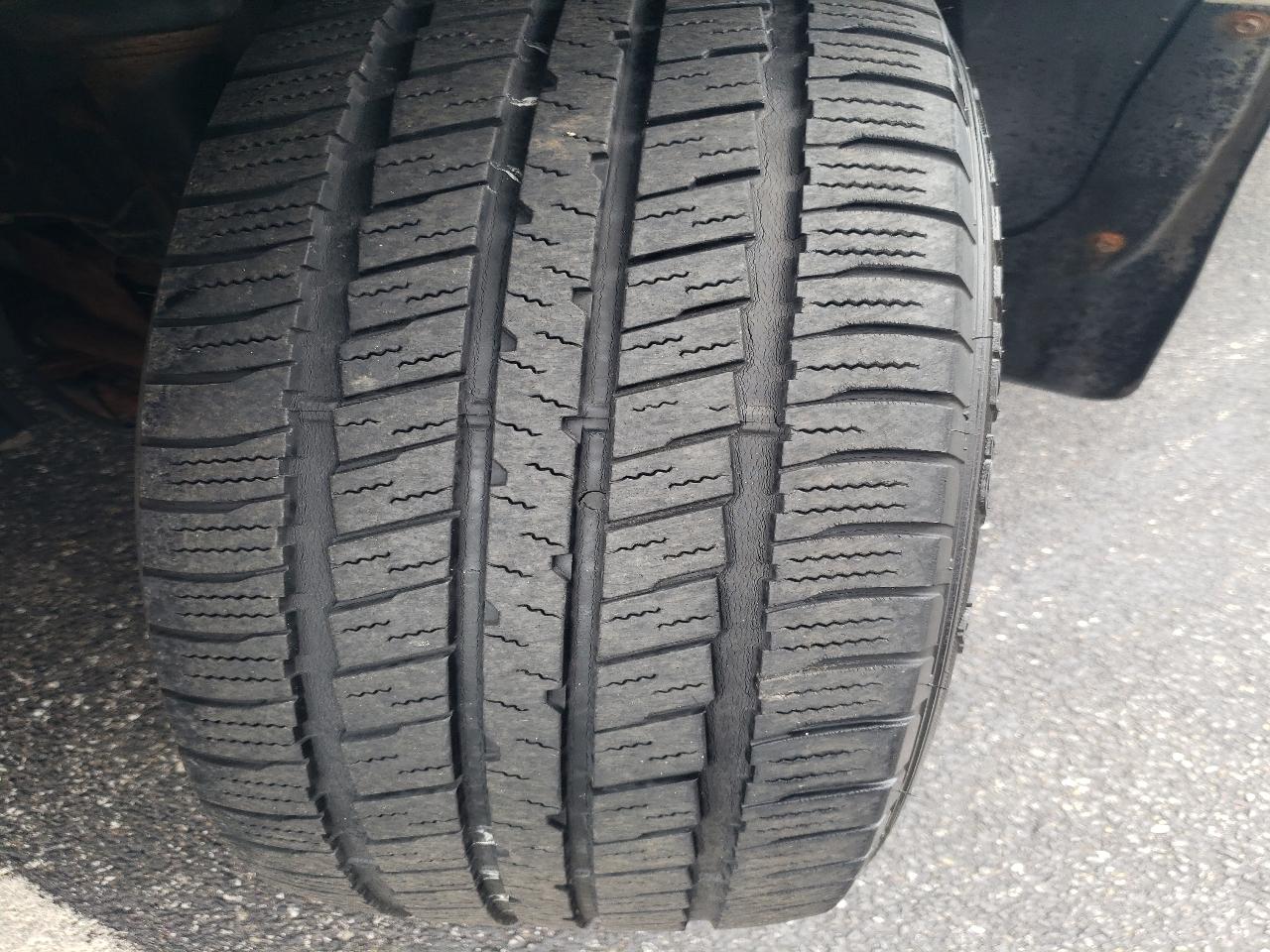 Mitsubishi Endeavor AWD 4dr SE 2007