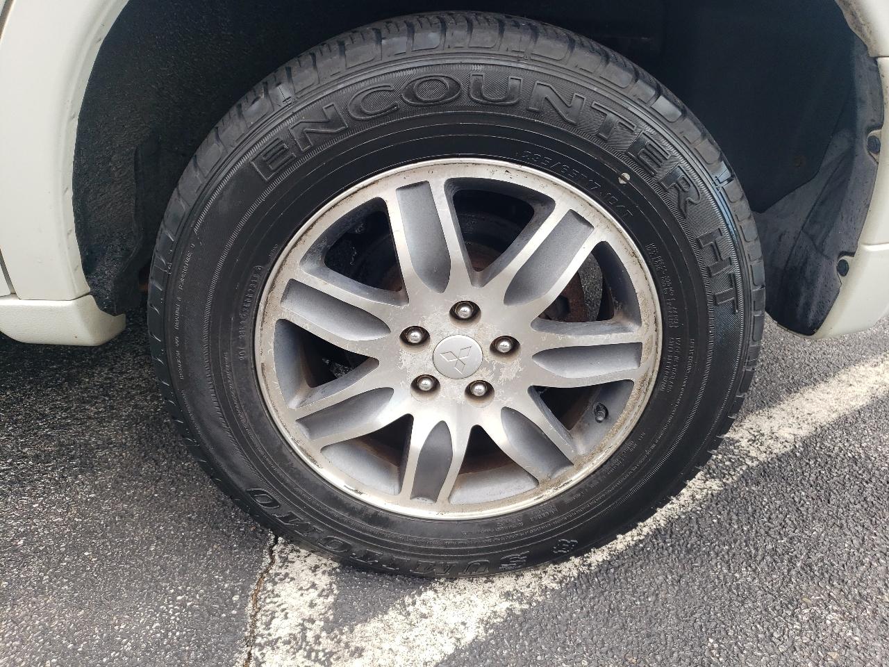 Mitsubishi Endeavor AWD 4dr SE 2007