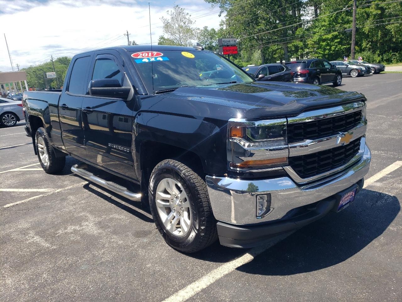 Chevrolet Silverado 1500 4WD Double Cab 143.5" LT w/1LT 2017