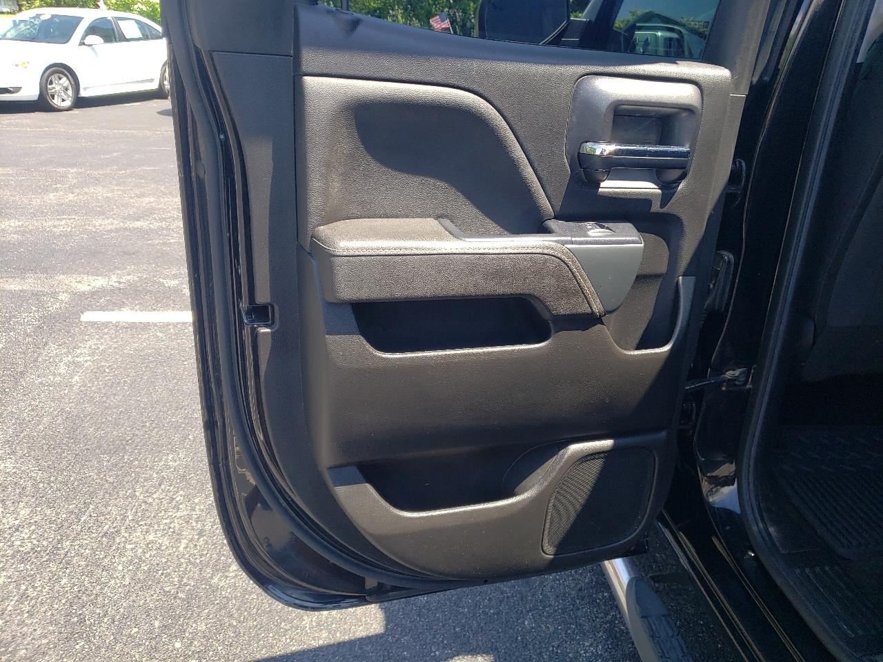 Chevrolet Silverado 1500 4WD Double Cab 143.5" LT w/1LT 2017
