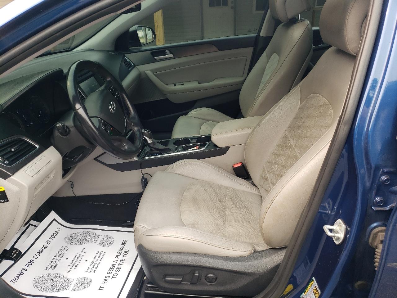 Hyundai Sonata Sport 2.4L PZEV 2017