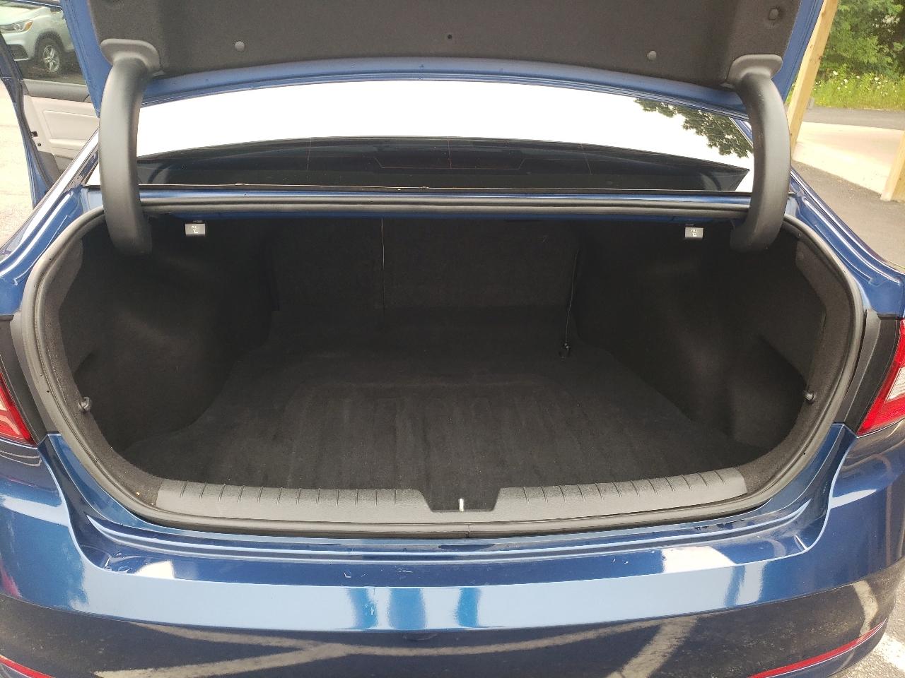 Hyundai Sonata Sport 2.4L PZEV 2017