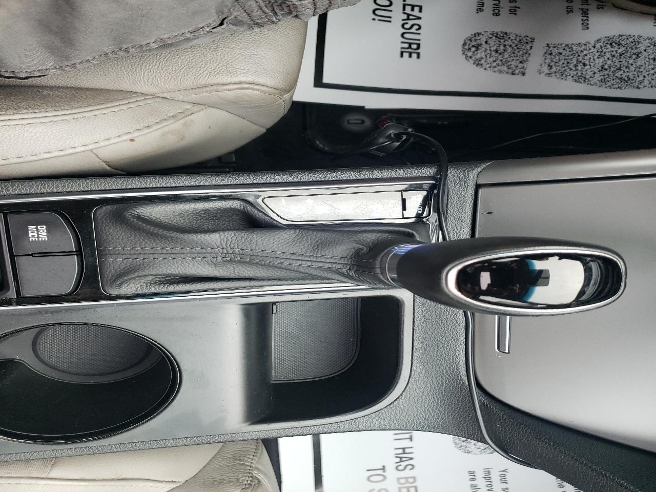 Hyundai Sonata Sport 2.4L PZEV 2017
