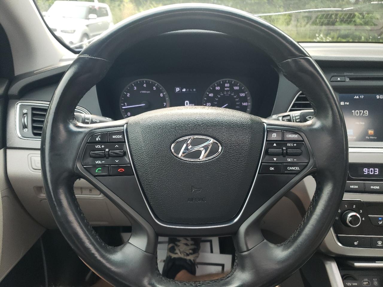 Hyundai Sonata Sport 2.4L PZEV 2017