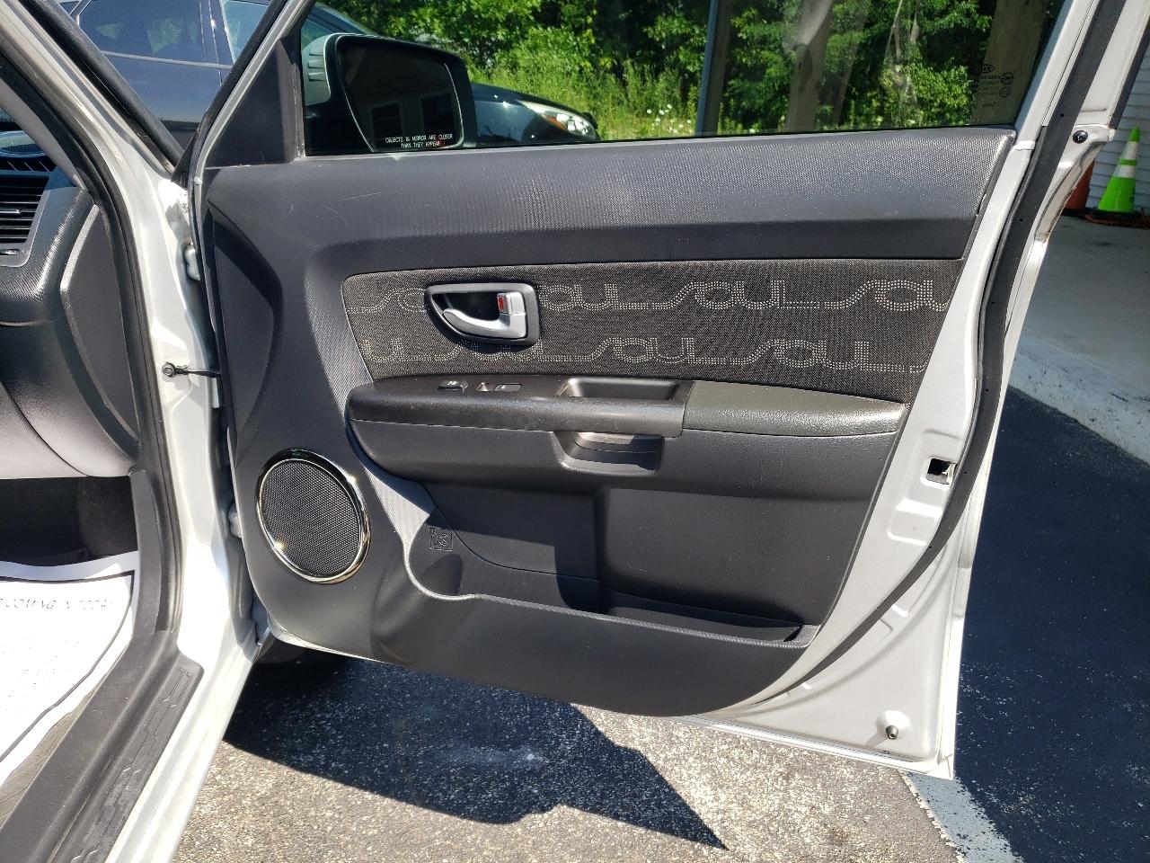 Kia Soul 5dr Wgn Auto + 2013