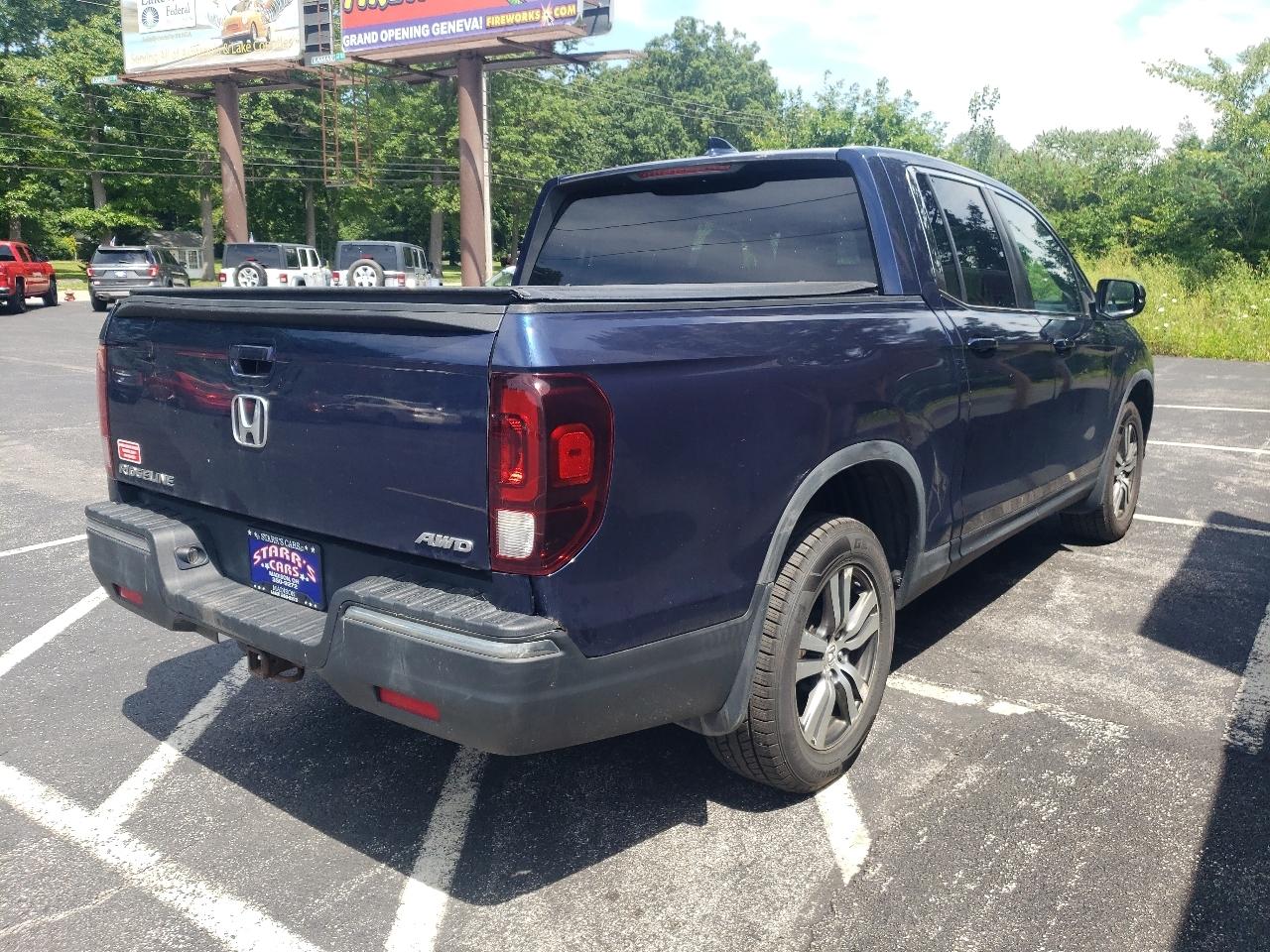 Honda Ridgeline RTS 4x4 Crew Cab 5.3' Bed 2017