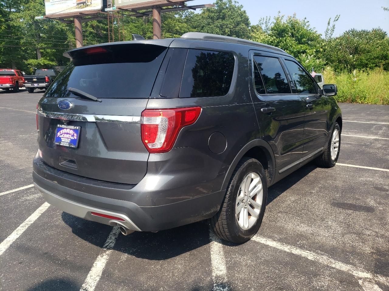 Ford Explorer XLT FWD 2017