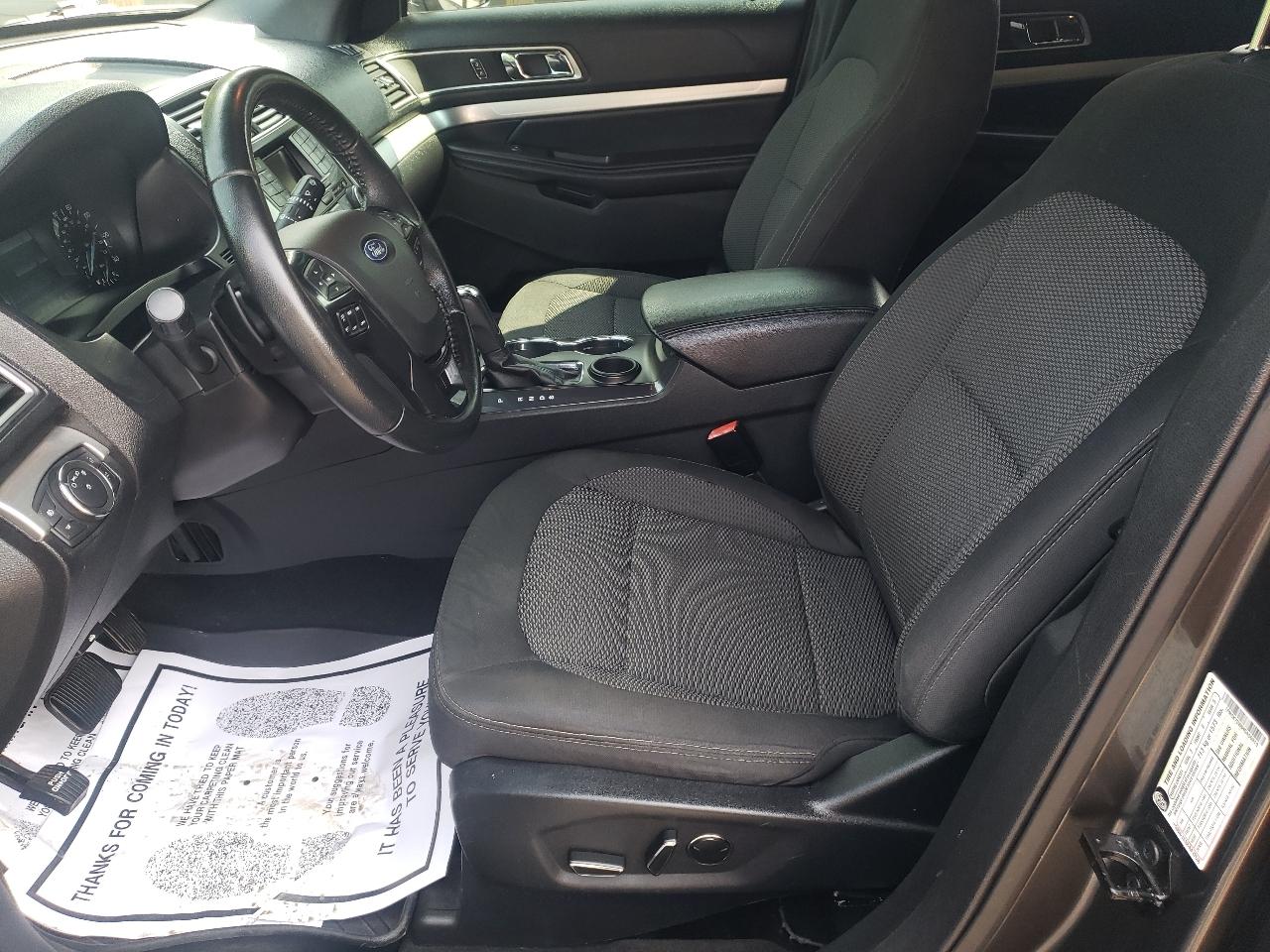 Ford Explorer XLT FWD 2017