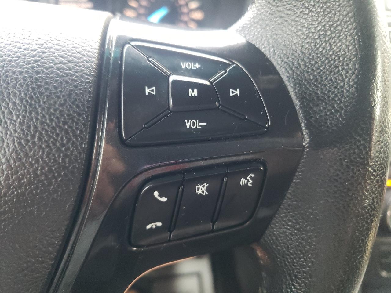 Ford Explorer XLT FWD 2017