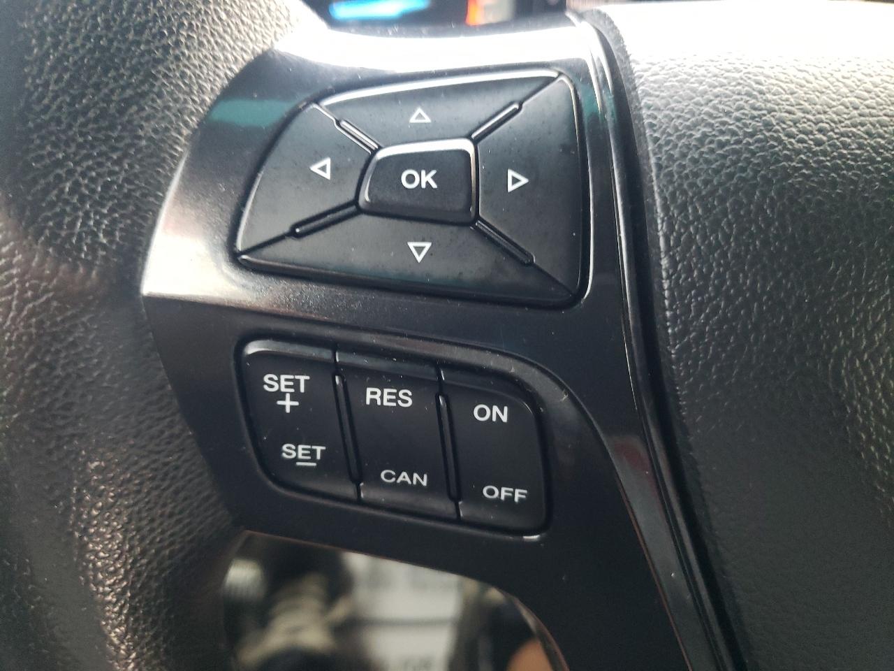Ford Explorer XLT FWD 2017