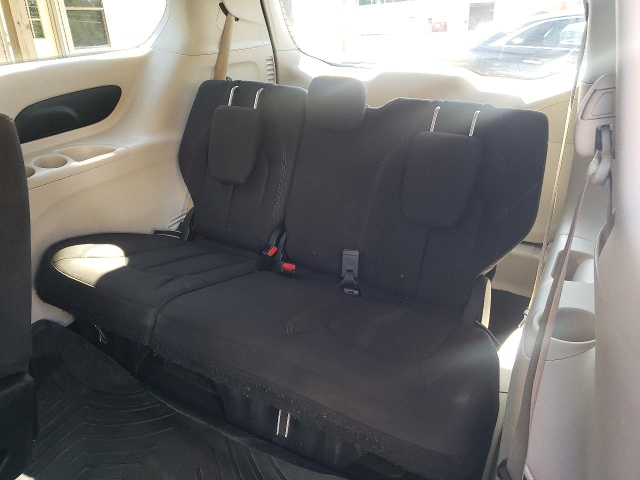Chrysler Pacifica Touring FWD 2017