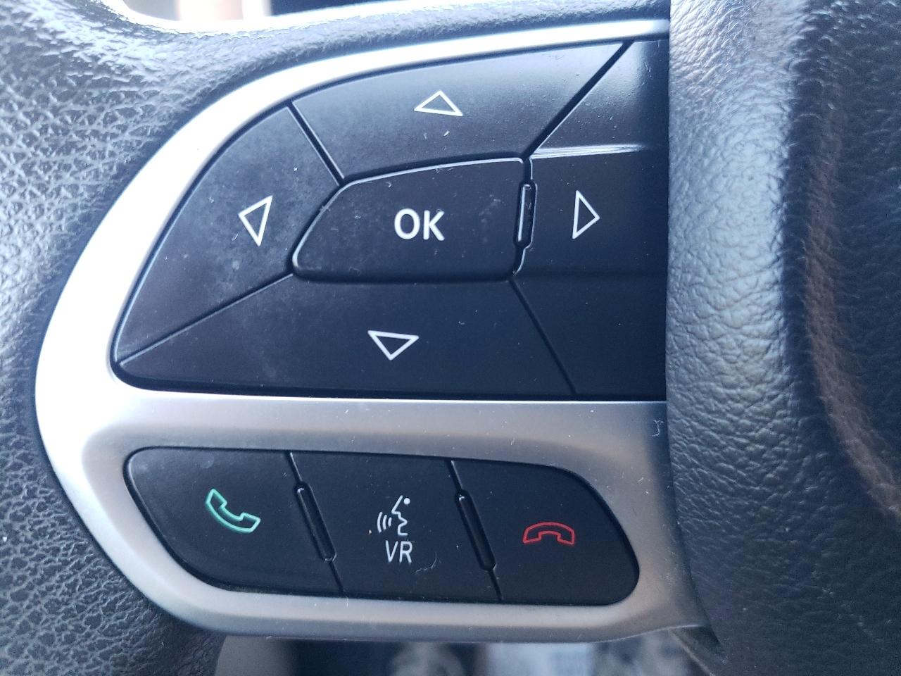 Chrysler Pacifica Touring FWD 2017