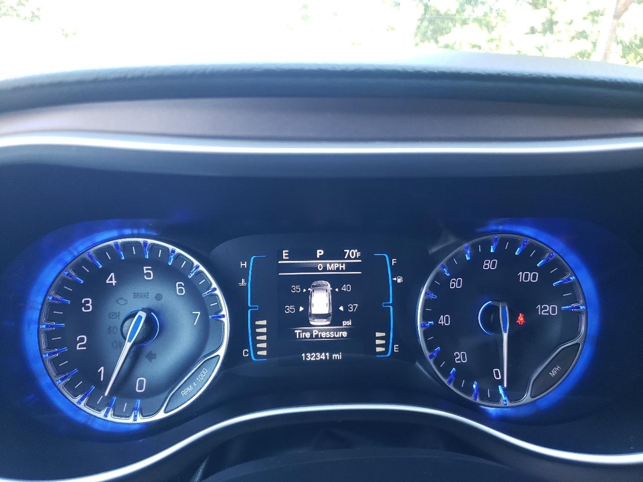 Chrysler Pacifica Touring FWD 2017