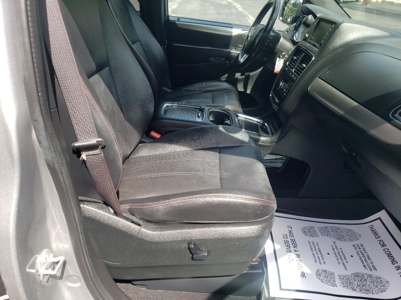 Dodge Grand Caravan GT Wagon Fleet 2017