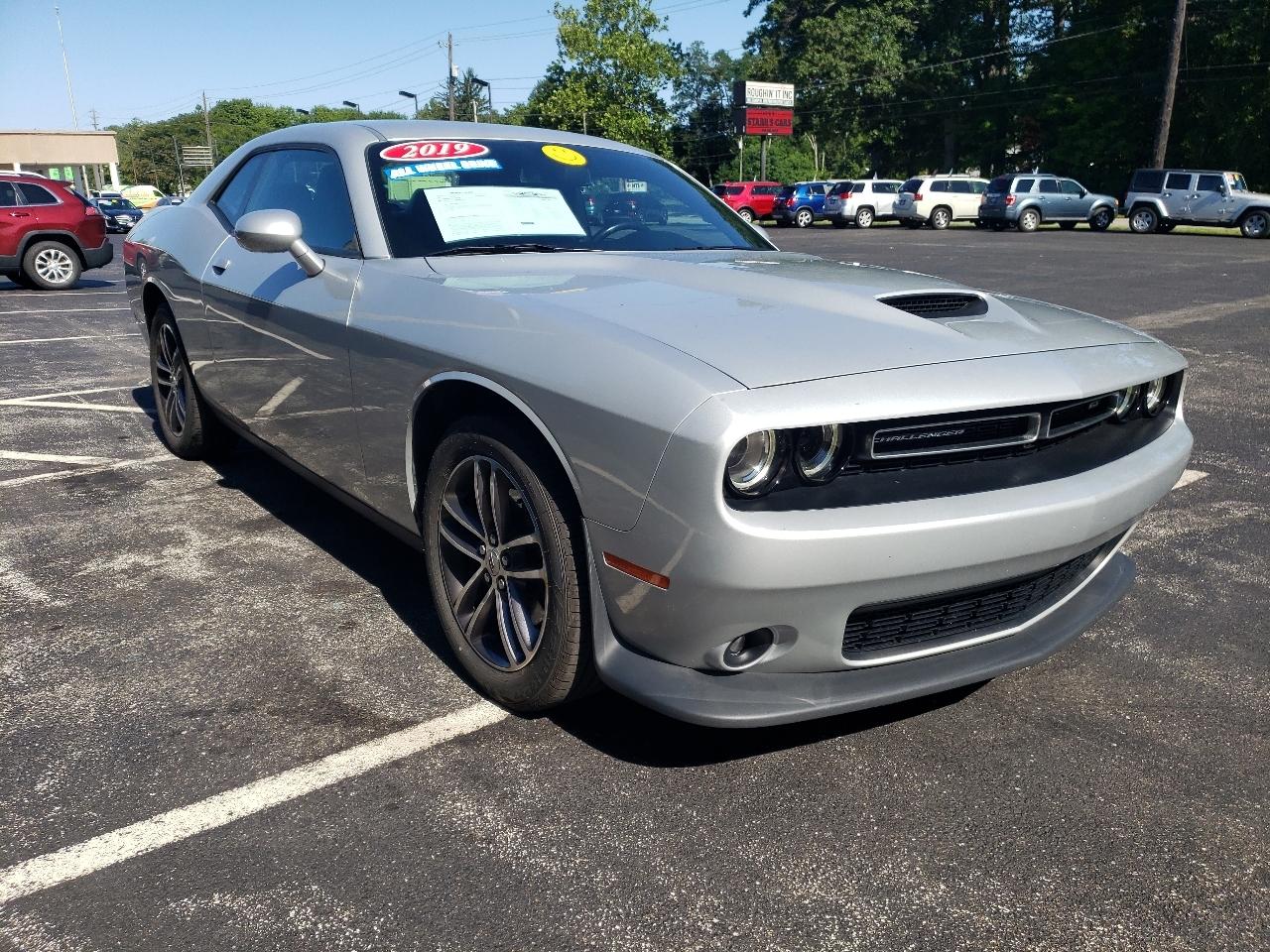 Dodge Challenger GT AWD 2019