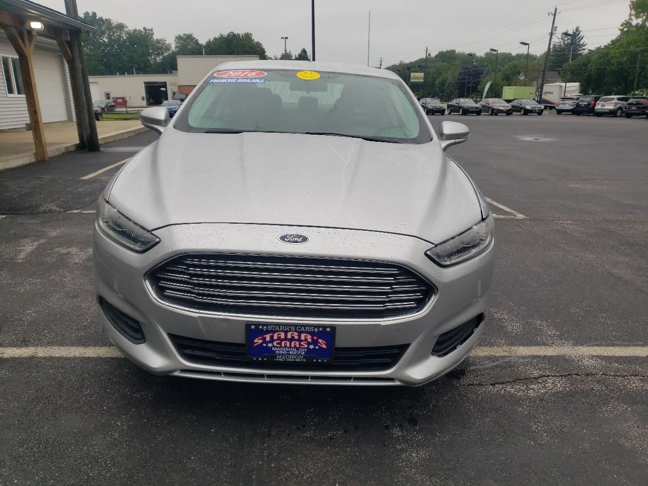 Ford Fusion 4dr Sdn SE FWD 2016