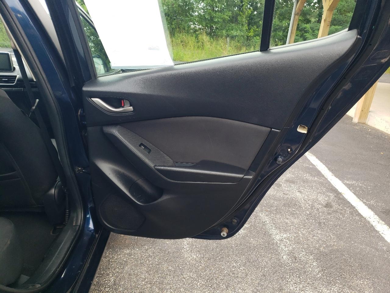 Mazda MAZDA3 4dr Sdn Auto i Sport 2016