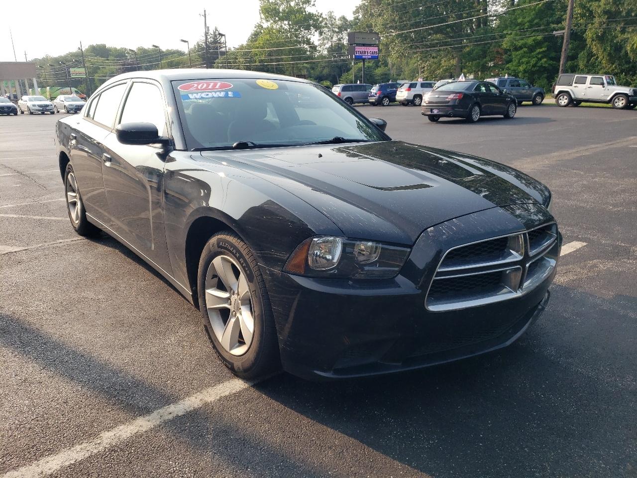 Dodge Charger 4dr Sdn SE RWD 2011