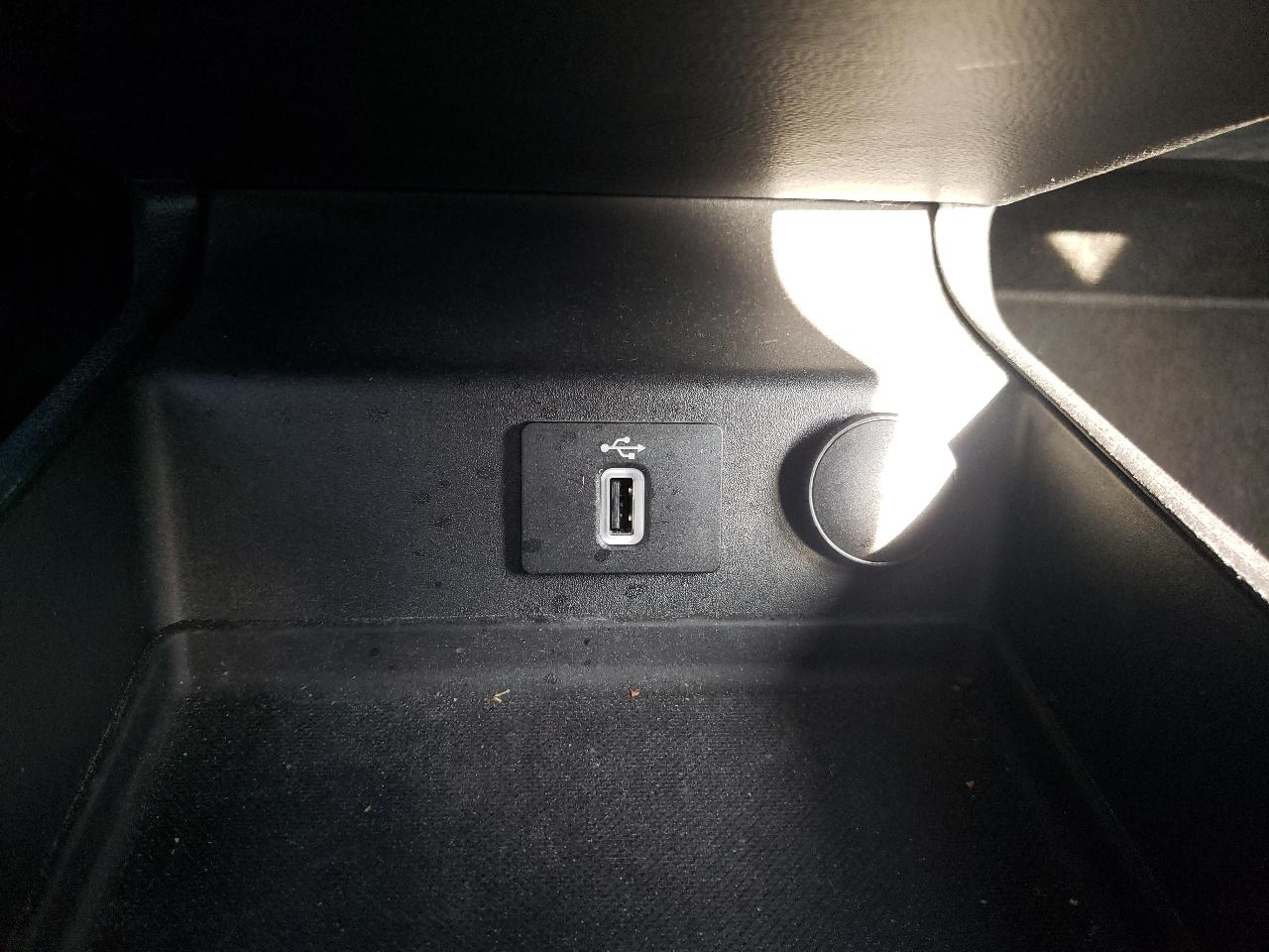 Ford Fusion SE FWD 2017