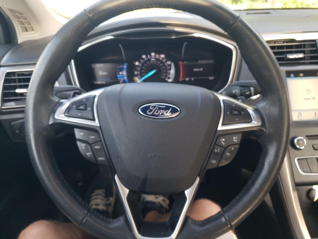 Ford Fusion SE FWD 2017