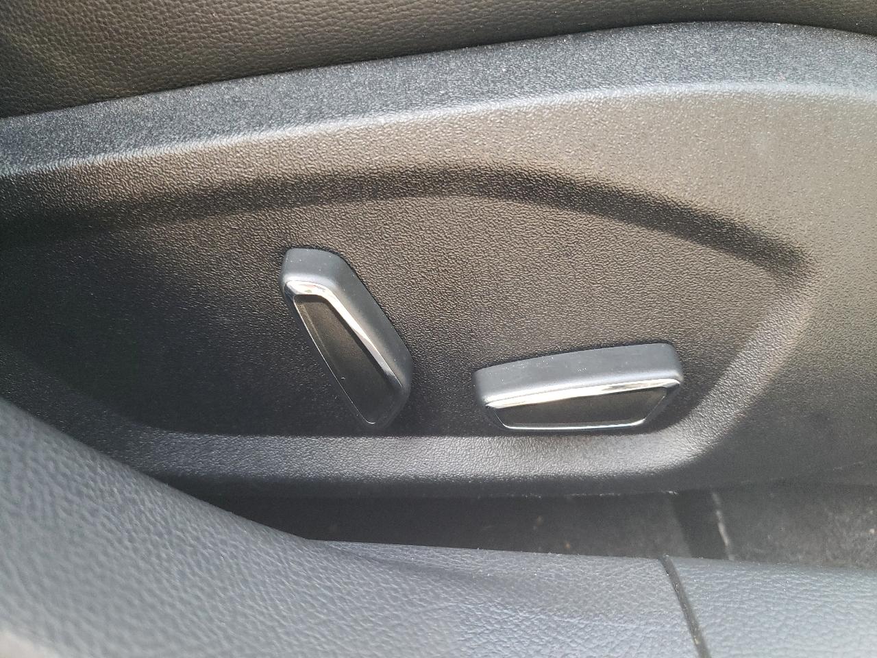 Ford Fusion SE FWD 2017