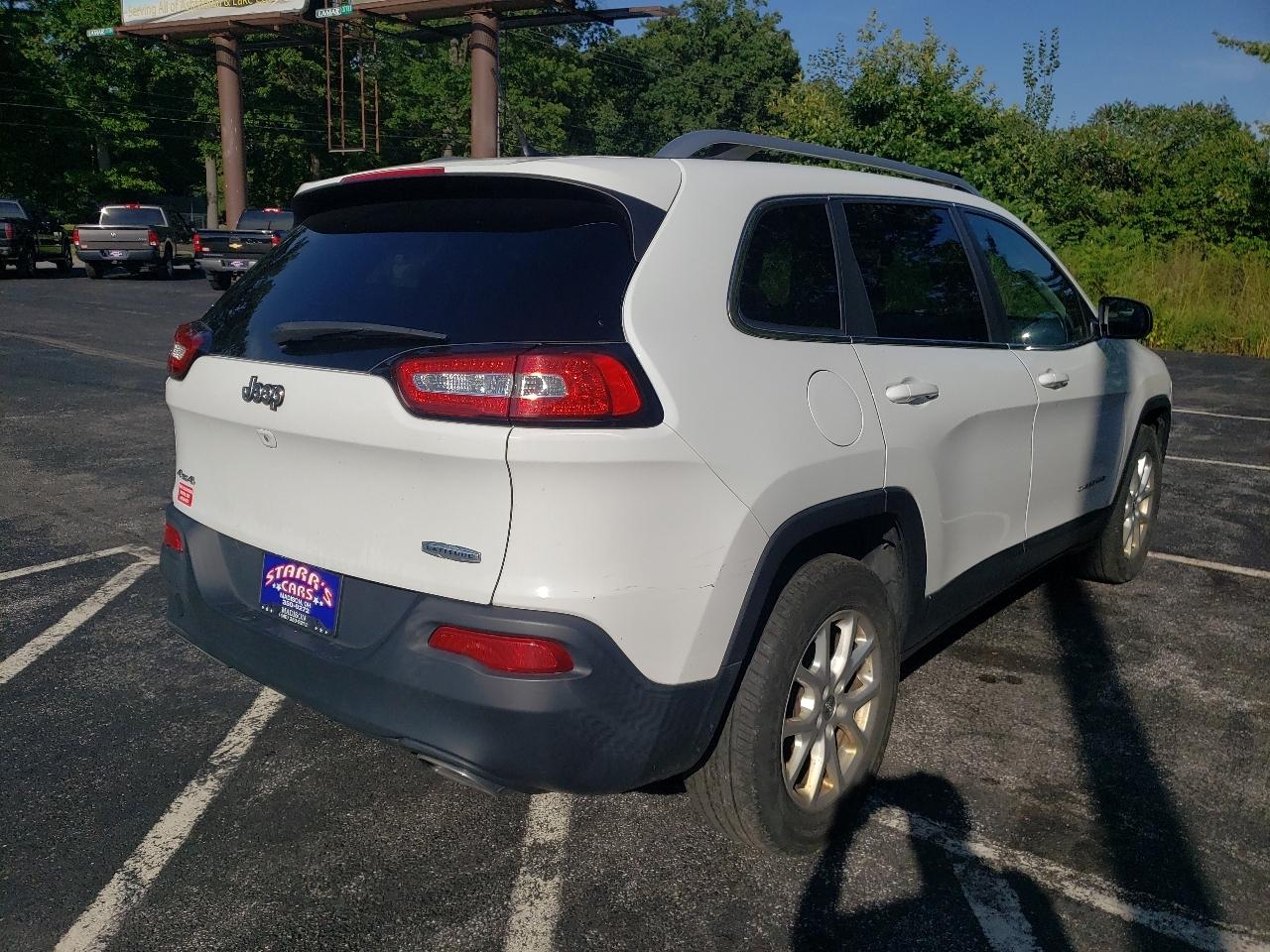 Jeep Cherokee 4WD 4dr Latitude 2015