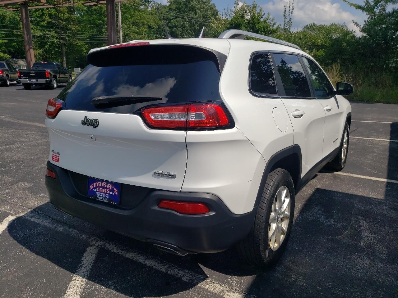 Jeep Cherokee 4WD 4dr Latitude 2015