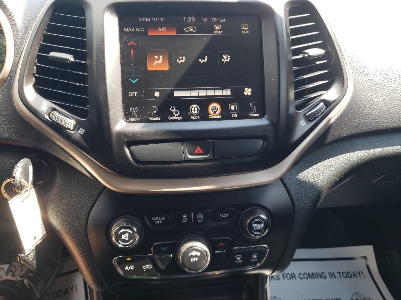Jeep Cherokee 4WD 4dr Latitude 2015