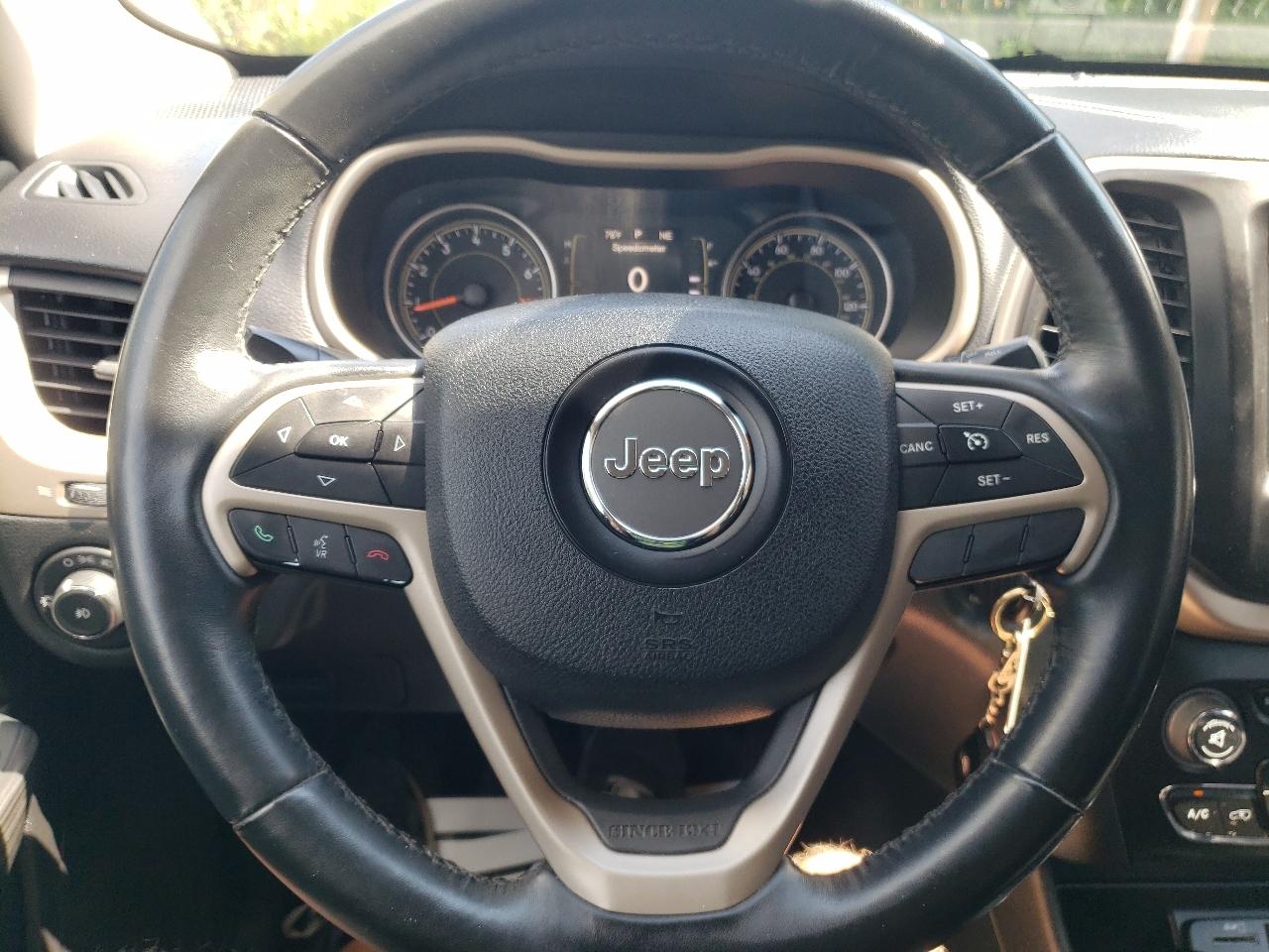 Jeep Cherokee 4WD 4dr Latitude 2015