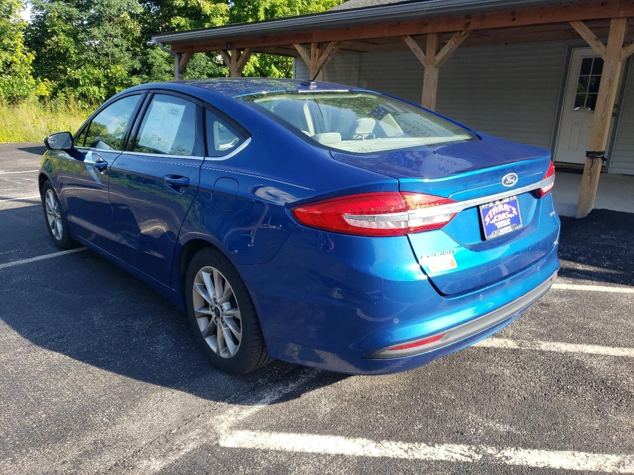 Ford Fusion SE FWD 2017