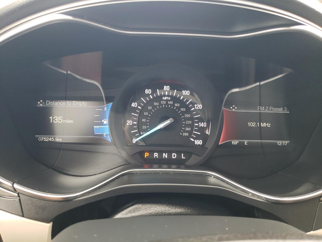 Ford Fusion SE FWD 2017