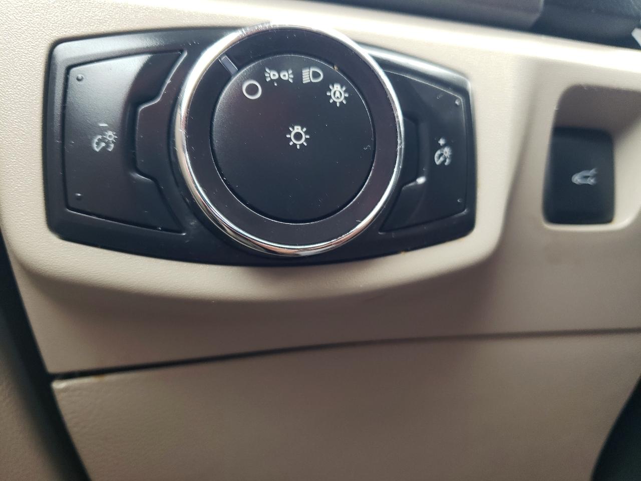 Ford Fusion SE FWD 2017