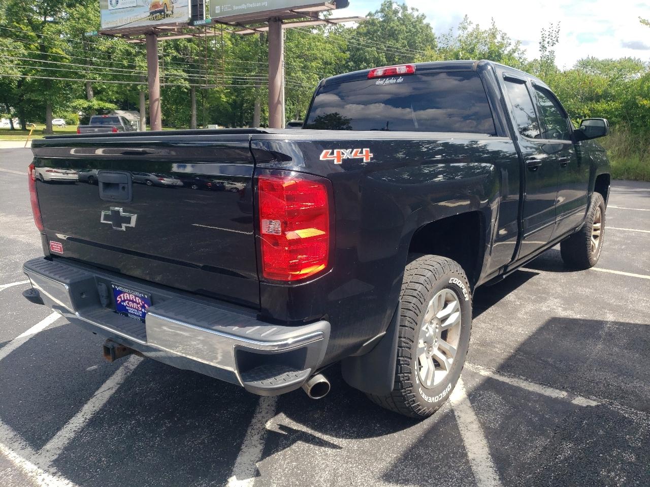 Chevrolet Silverado 1500 4WD Double Cab 143.5" LT w/1LT 2017