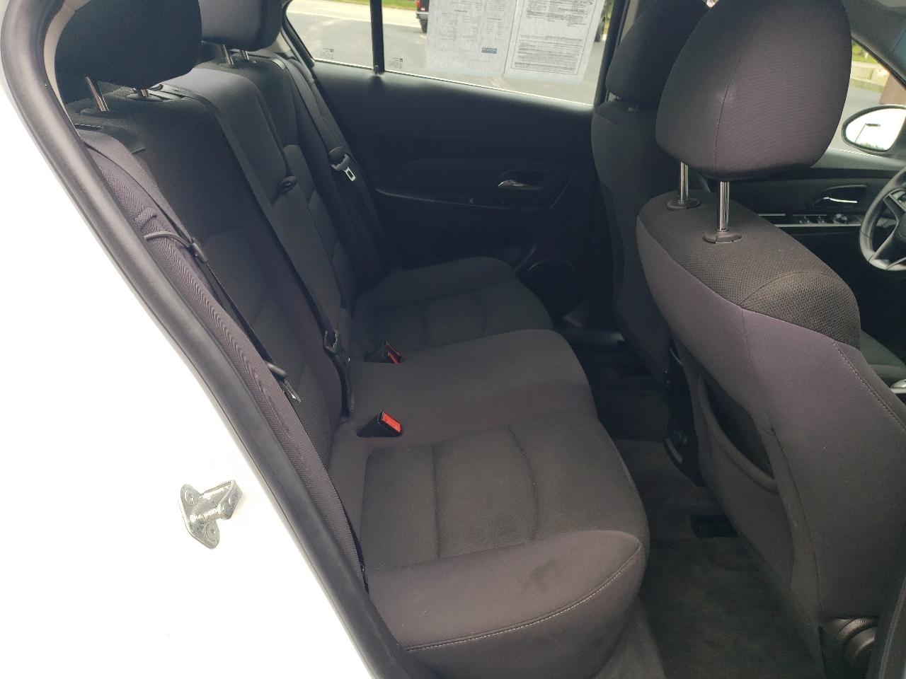 Chevrolet Cruze 4dr Sdn LT w/1FL 2012