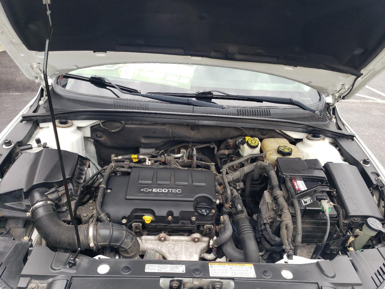 Chevrolet Cruze 4dr Sdn LT w/1FL 2012