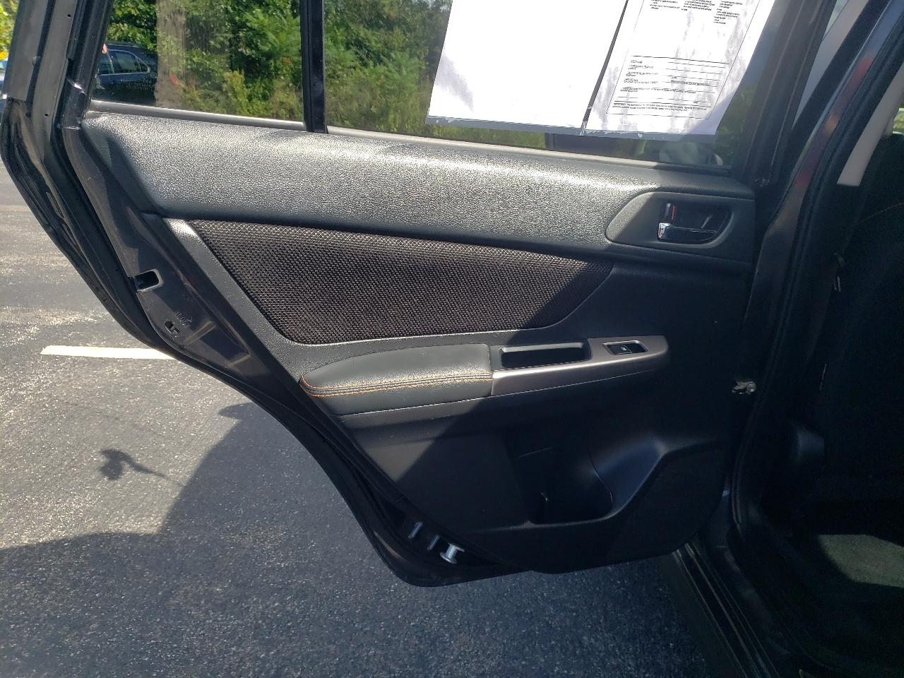Subaru Crosstrek 5dr CVT 2.0i Premium 2016