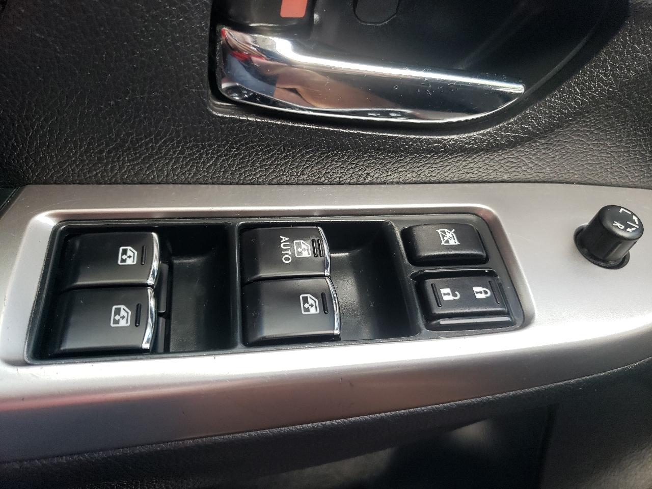 Subaru Crosstrek 5dr CVT 2.0i Premium 2016